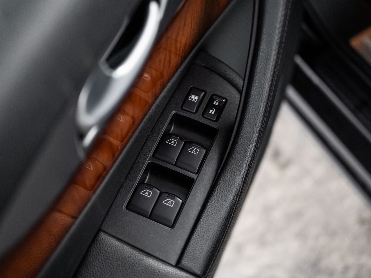Infiniti FX37 2011 - фото автомобиля