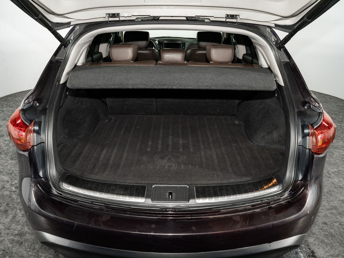 Infiniti FX37 2011 - фото автомобиля