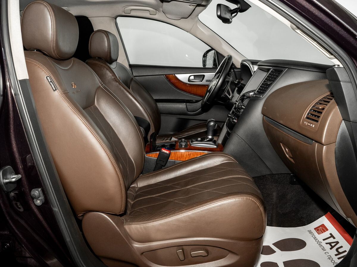 Infiniti FX37 2011 - фото автомобиля