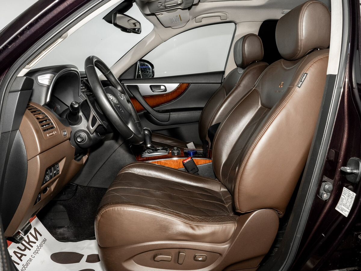 Infiniti FX37 2011 - фото автомобиля