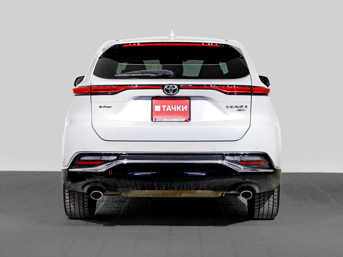 Toyota Venza 2022 - фото автомобиля