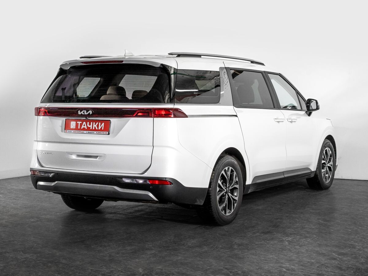 Kia Carnival 2022 - фото автомобиля