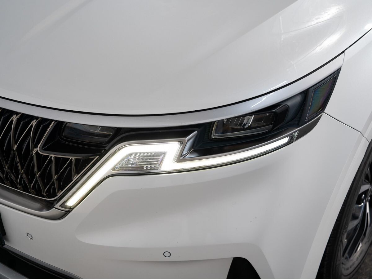 Kia Carnival 2022 - фото автомобиля