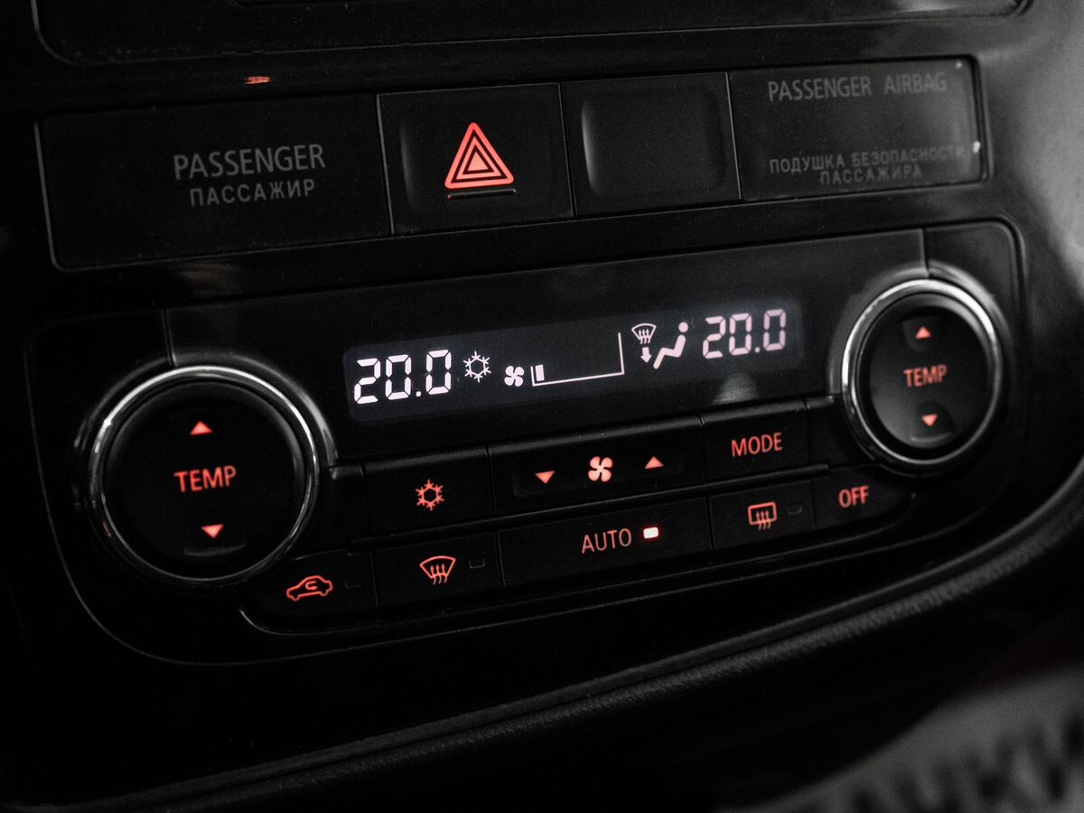 Mitsubishi Outlander 2013 - фото автомобиля