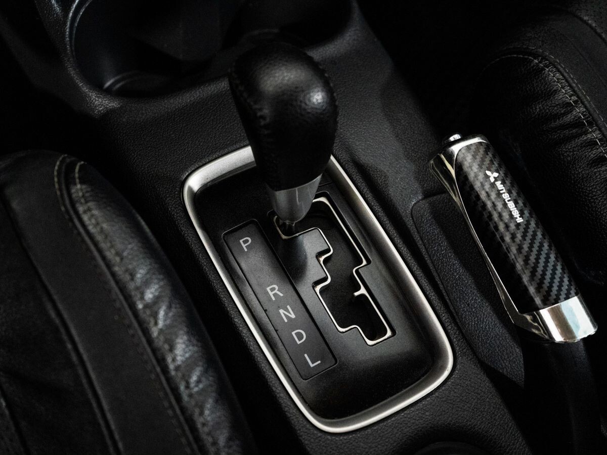 Mitsubishi Outlander 2013 - фото автомобиля