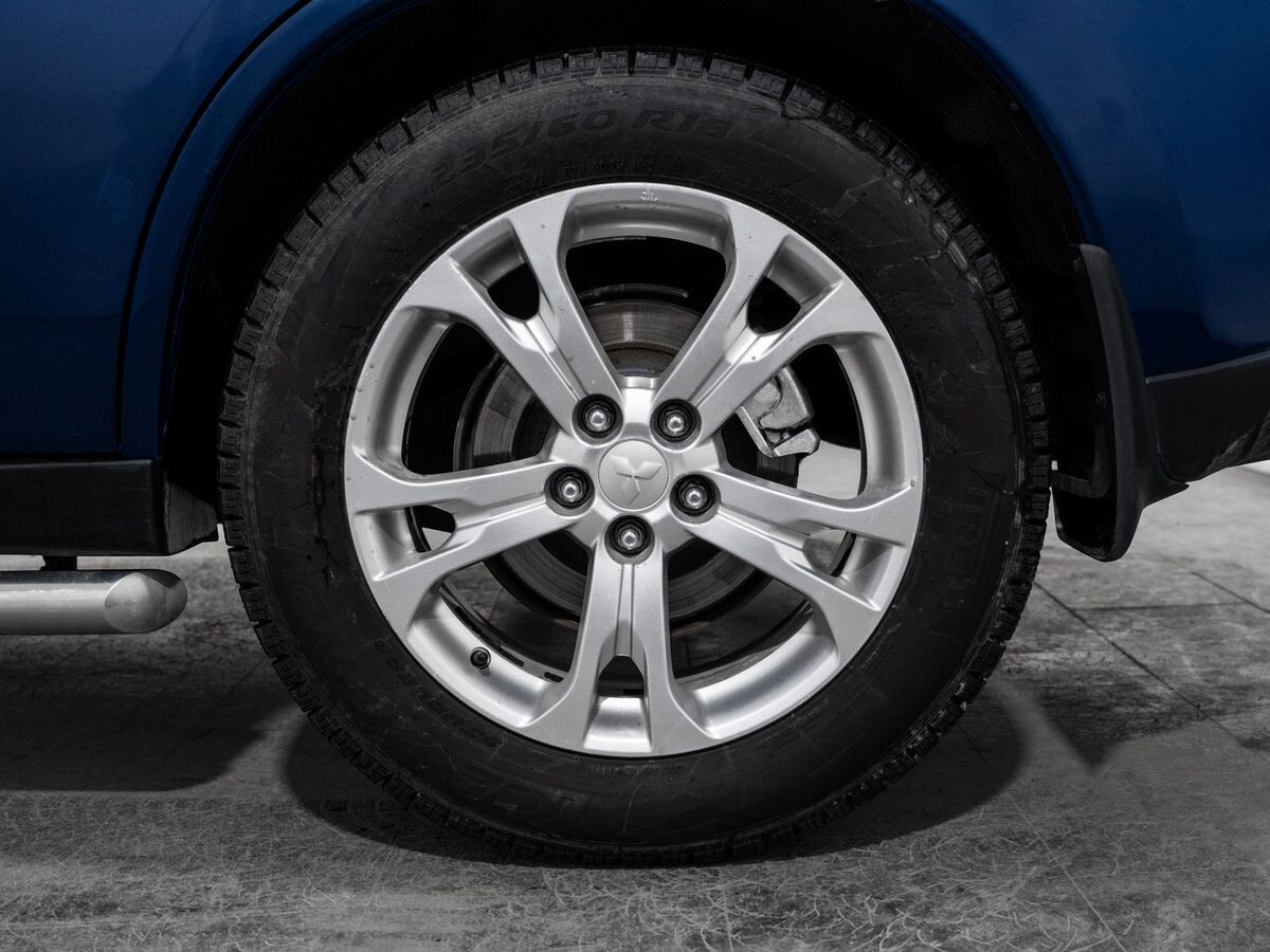 Mitsubishi Outlander 2013 - фото автомобиля