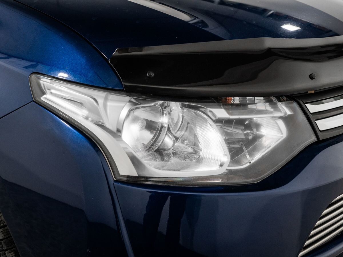 Mitsubishi Outlander 2013 - фото автомобиля