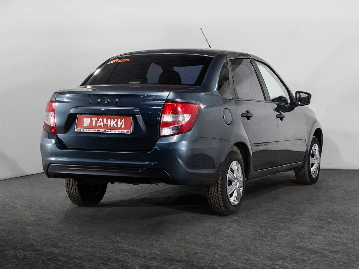 Лада Гранта 2019 - фото автомобиля