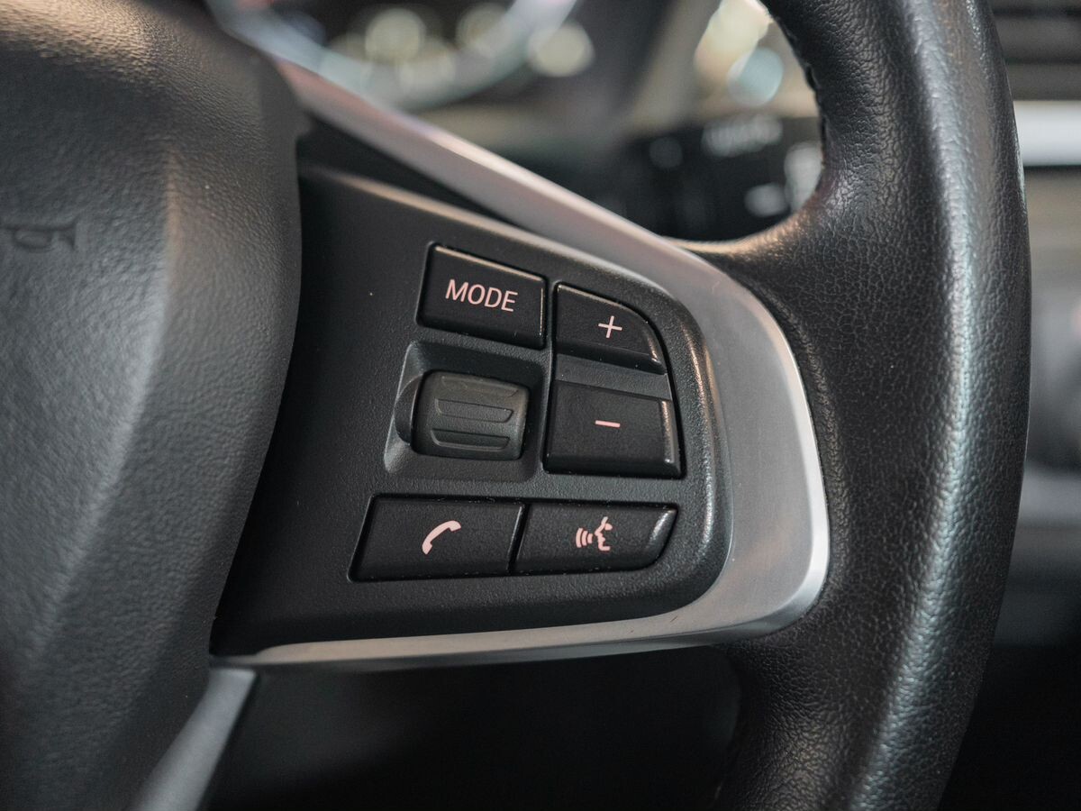 BMW X1 2018 - фото автомобиля