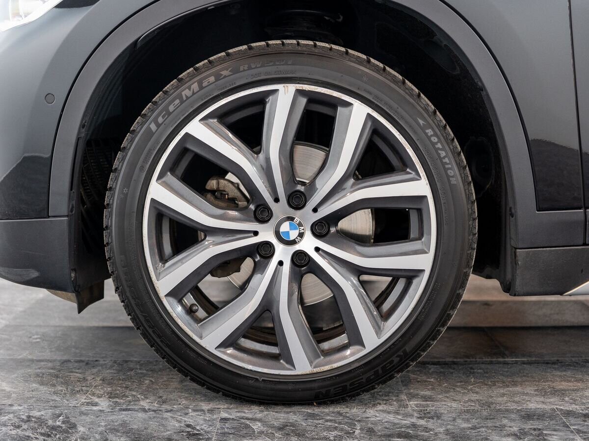 BMW X1 2018 - фото автомобиля