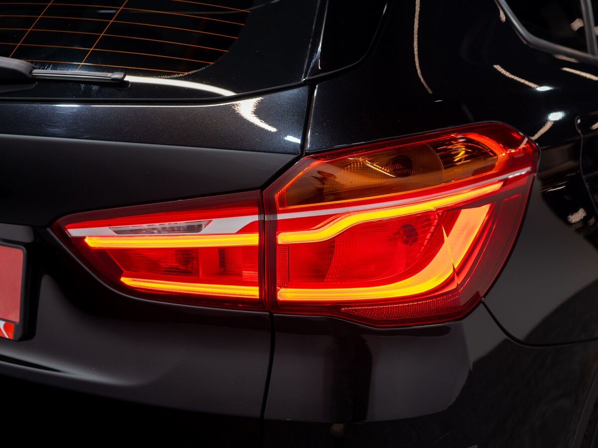 BMW X1 2018 - фото автомобиля