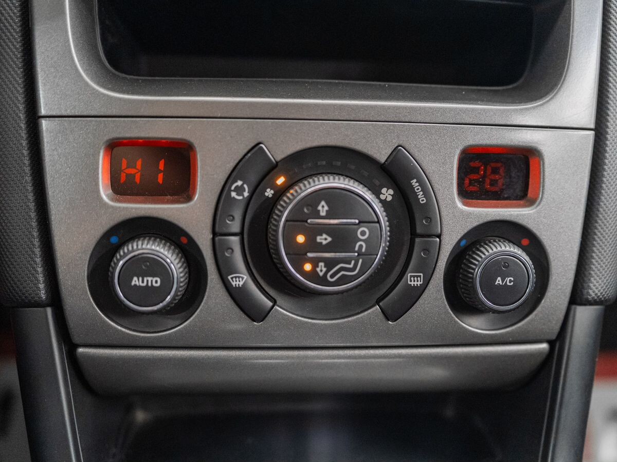 Peugeot 308 2008 - фото автомобиля