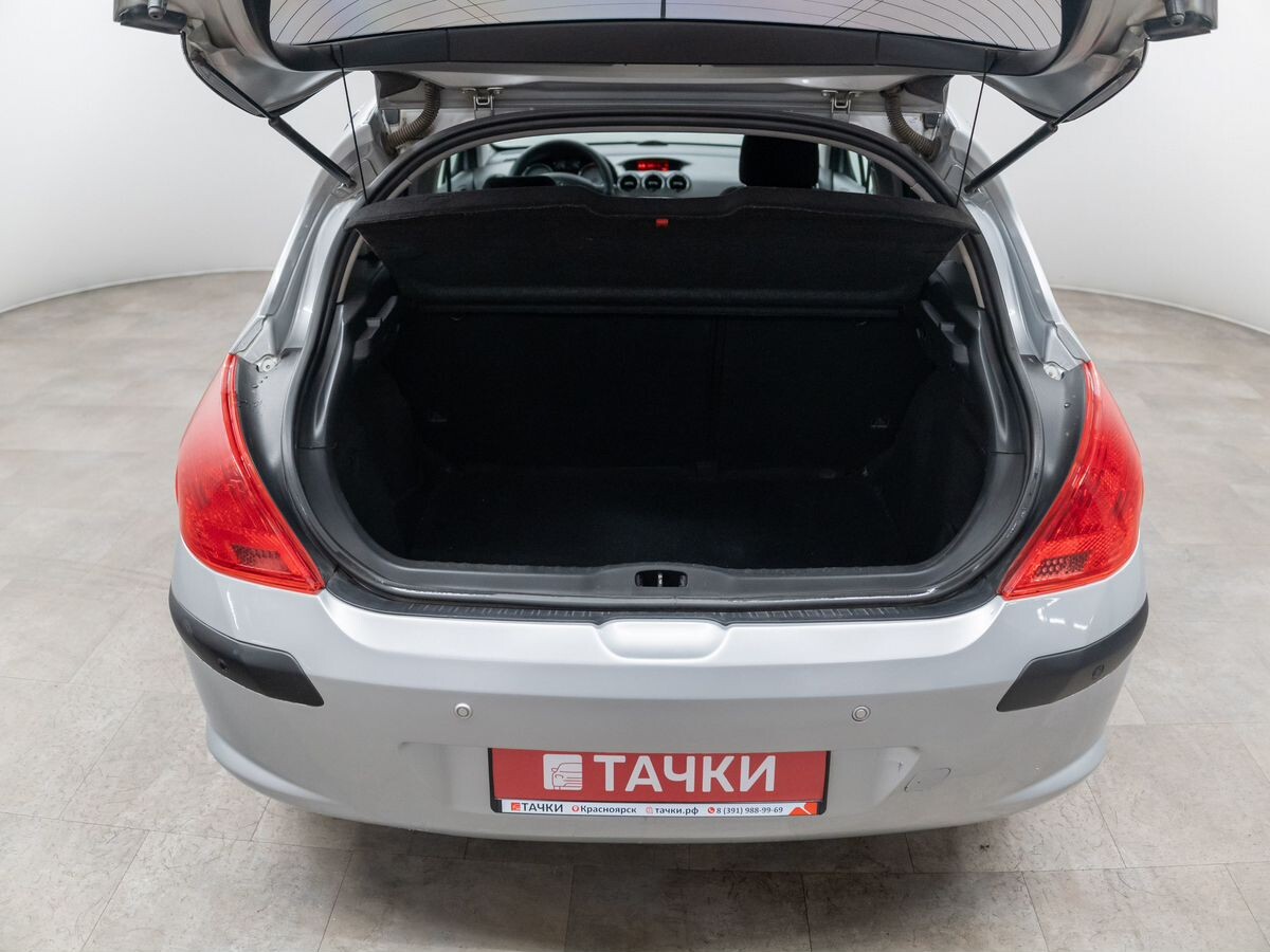 Peugeot 308 2008 - фото автомобиля