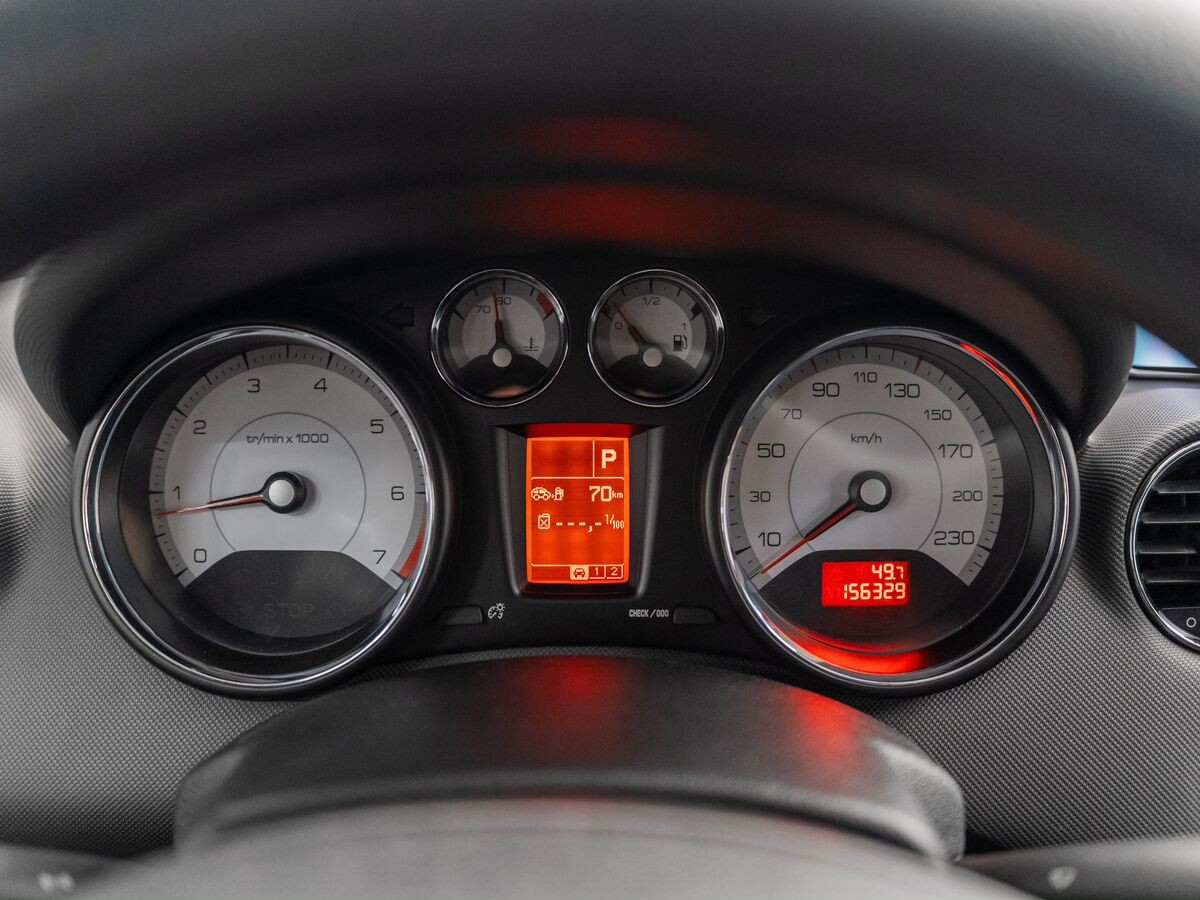 Peugeot 308 2008 - фото автомобиля