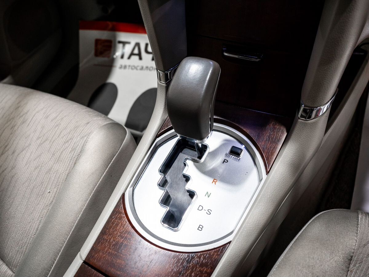 Toyota Allion 2012 - фото автомобиля