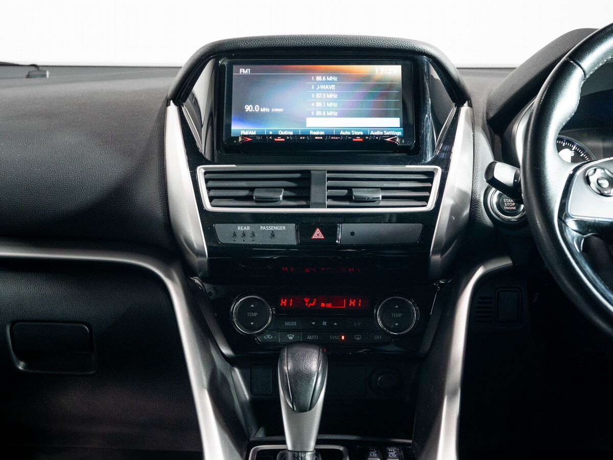 Mitsubishi Eclipse Cross 2018 - фото автомобиля