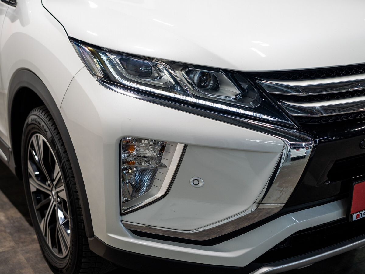 Mitsubishi Eclipse Cross 2018 - фото автомобиля