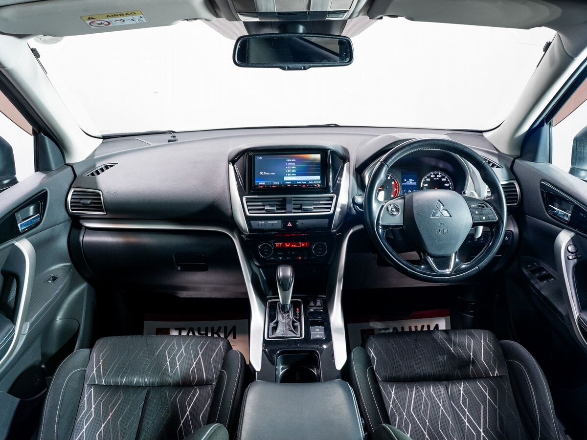 Mitsubishi Eclipse Cross 2018 - фото автомобиля
