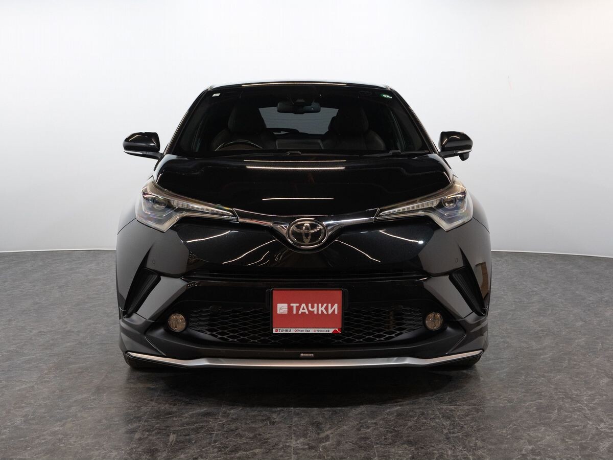 Toyota C-HR 2017 - фото автомобиля