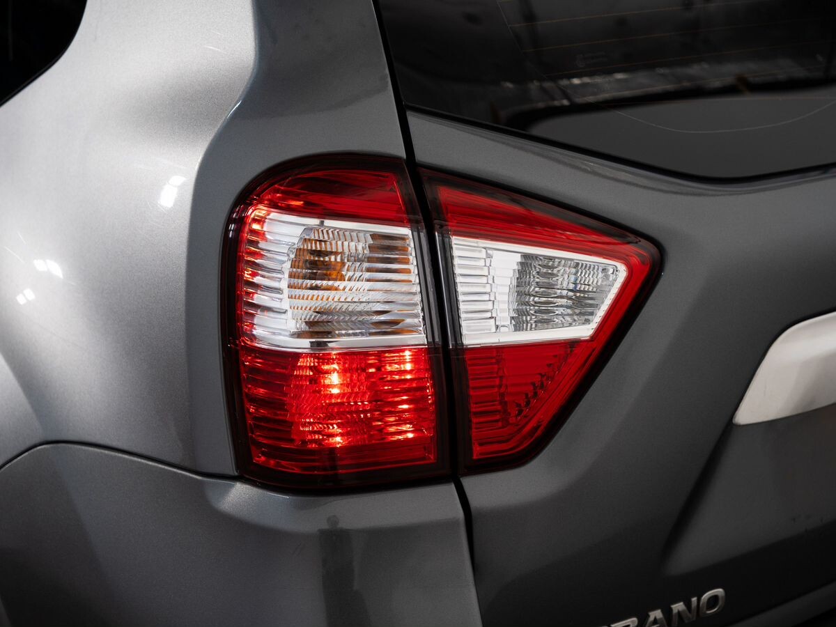 Nissan Terrano 2019 - фото автомобиля