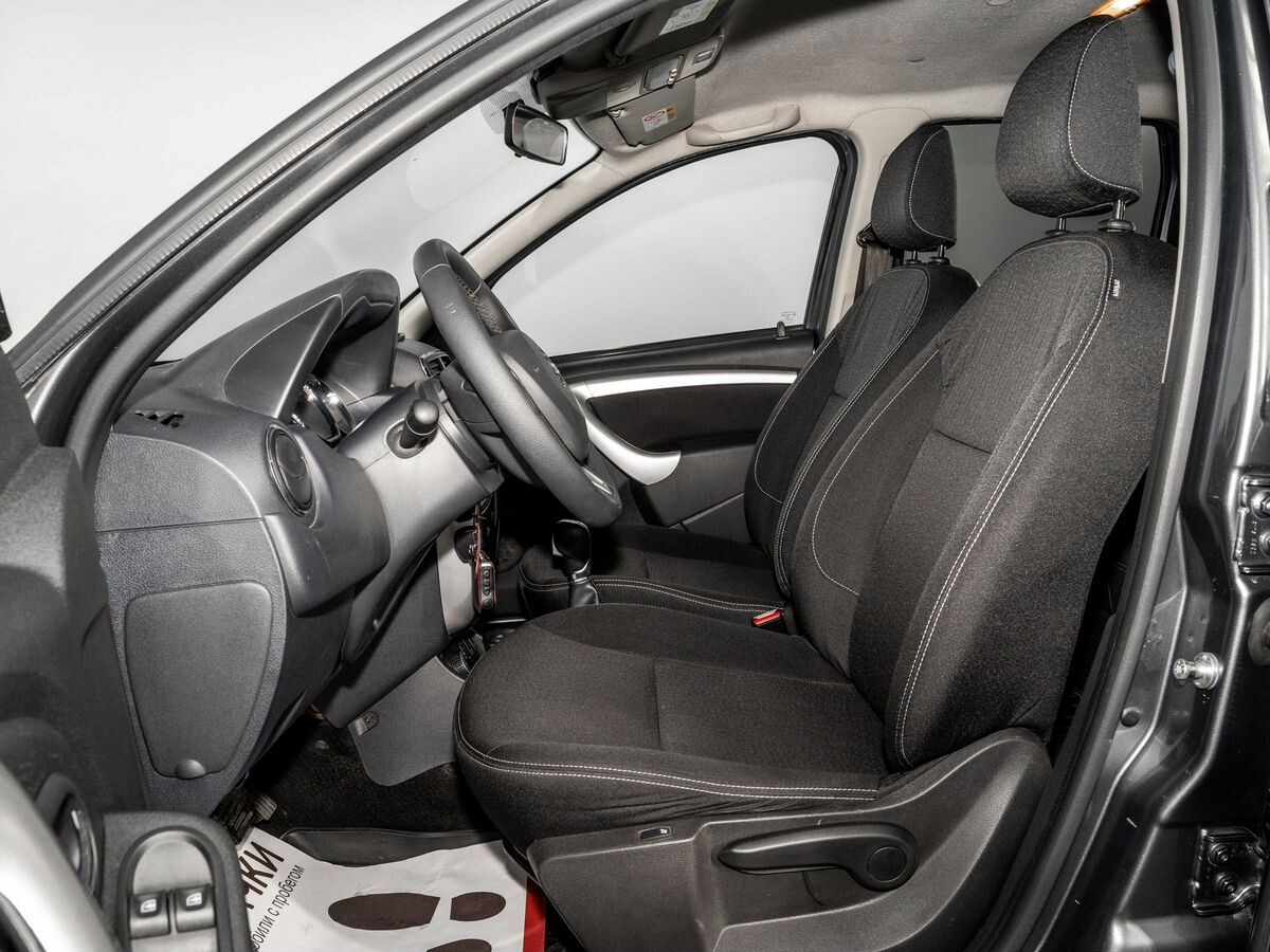 Nissan Terrano 2019 - фото автомобиля