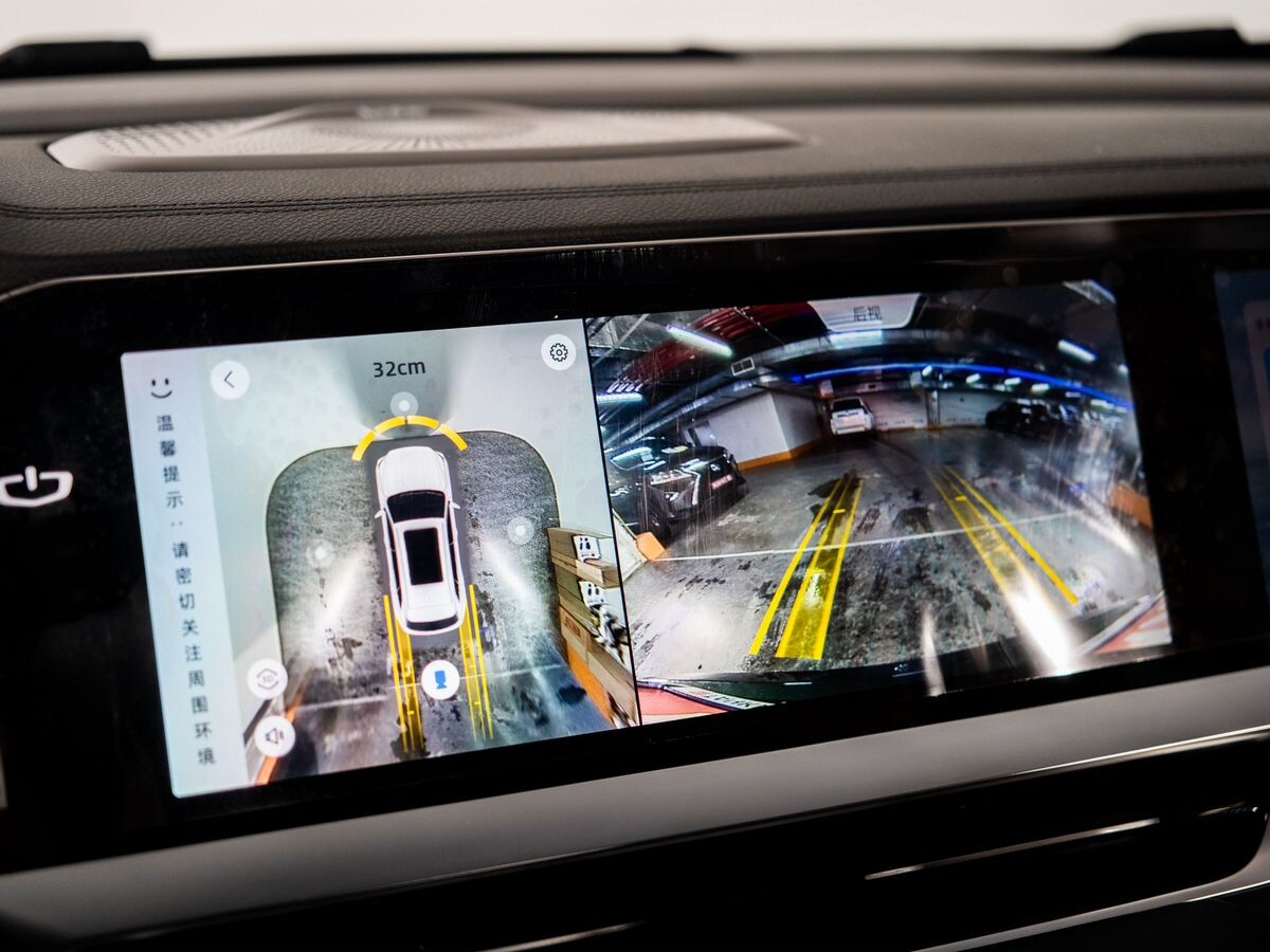 Geely Monjaro 2025 - фото автомобиля