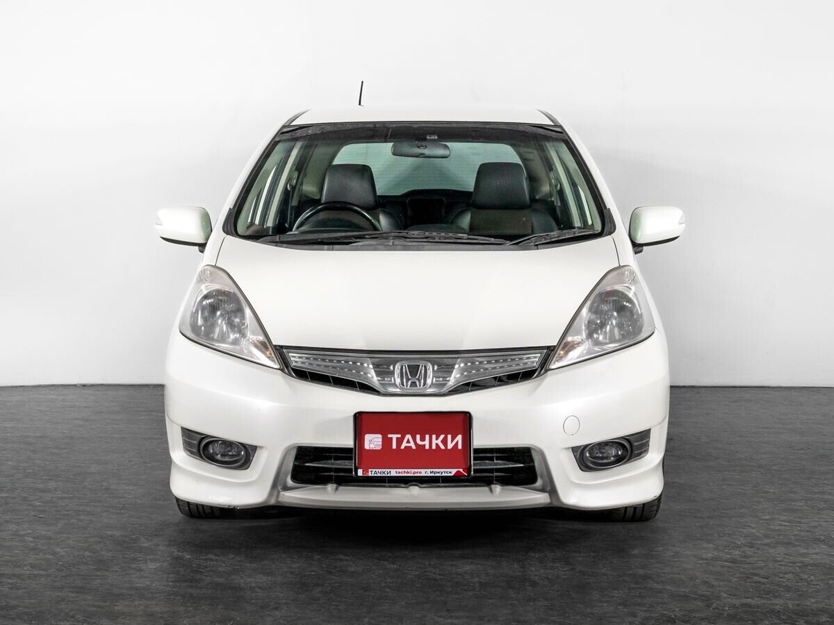 Honda Fit Shuttle 2012 - фото автомобиля