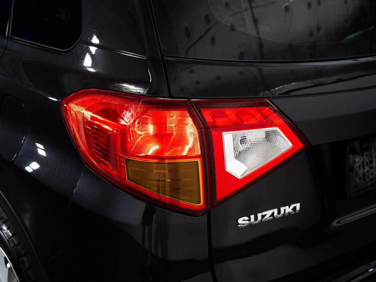 Suzuki Vitara 2017 - фото автомобиля