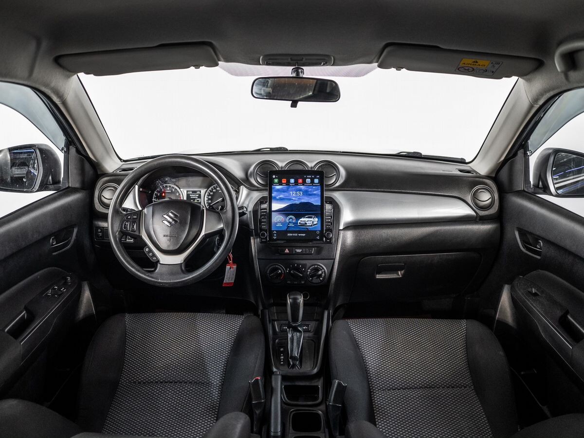 Suzuki Vitara 2017 - фото автомобиля