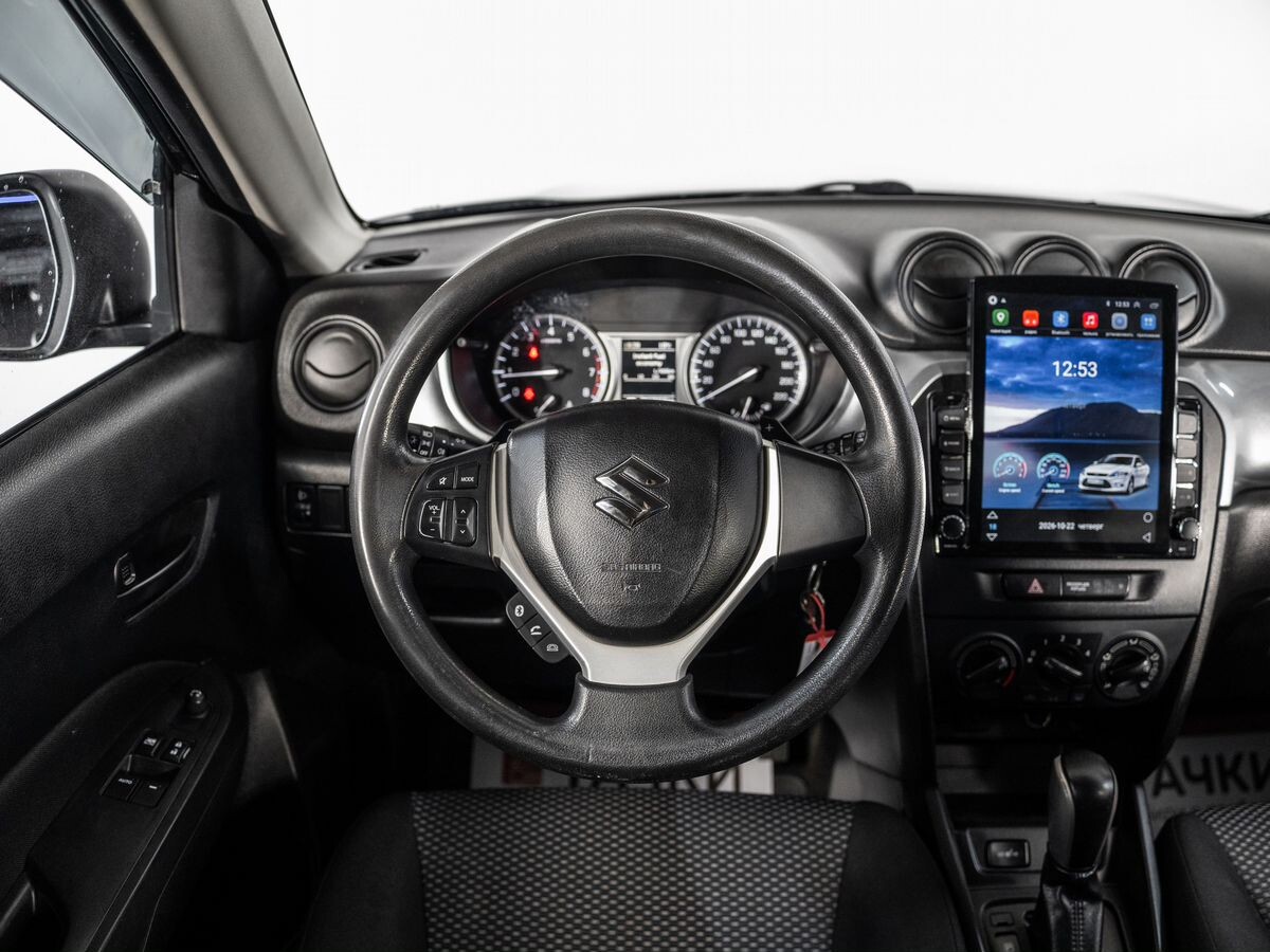 Suzuki Vitara 2017 - фото автомобиля