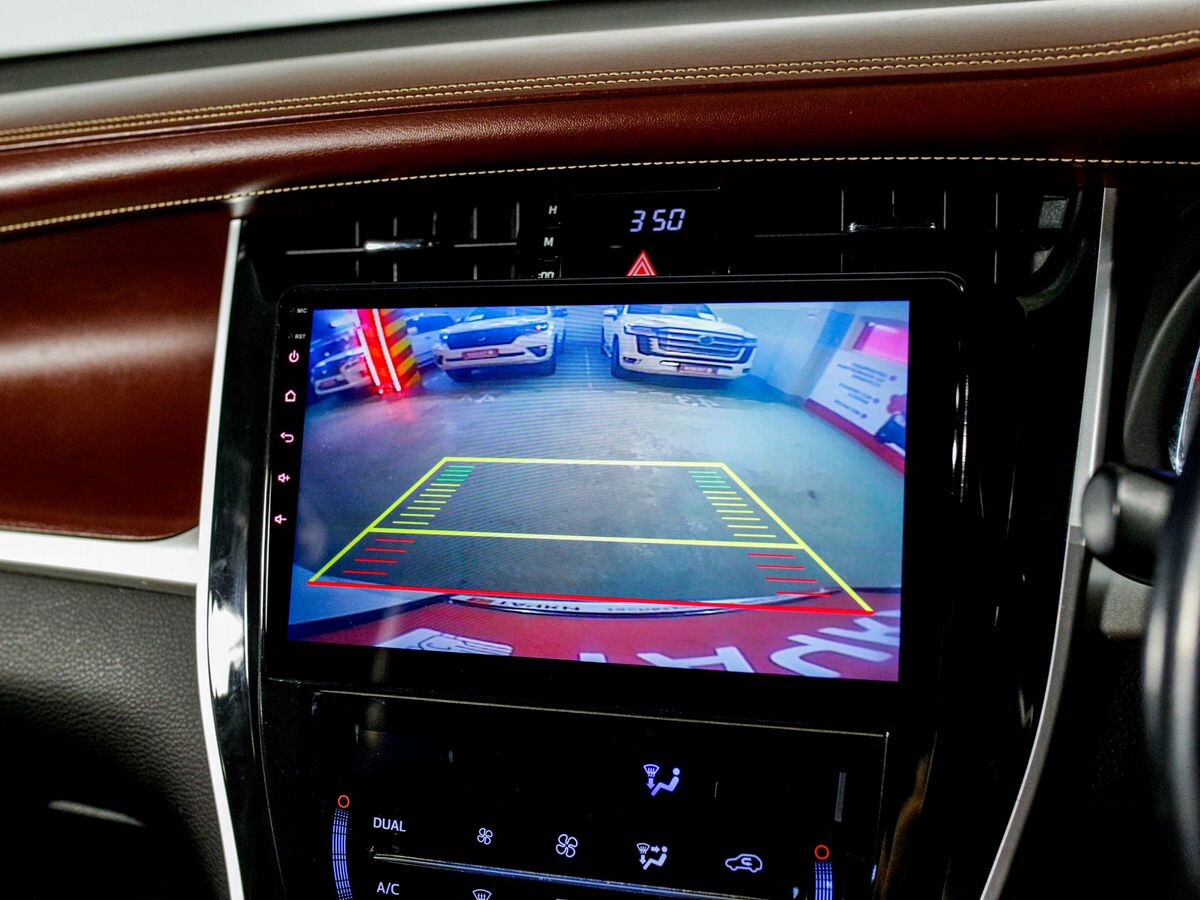 Toyota Harrier 2015 - фото автомобиля