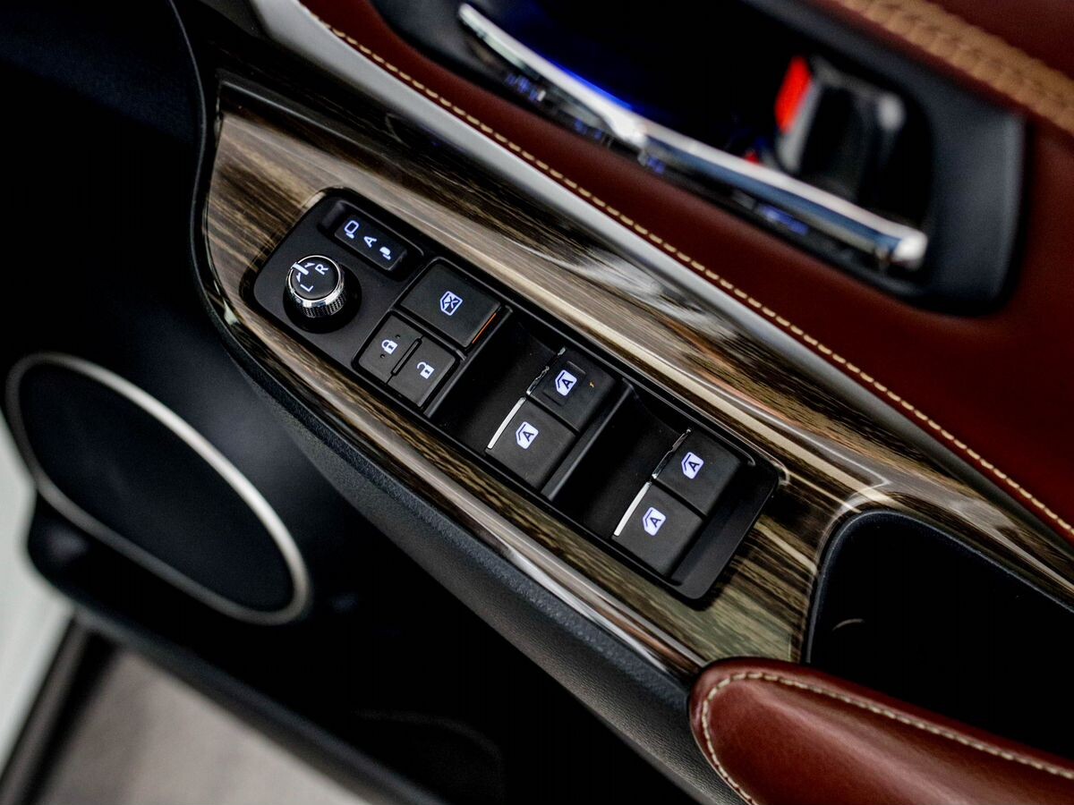 Toyota Harrier 2015 - фото автомобиля