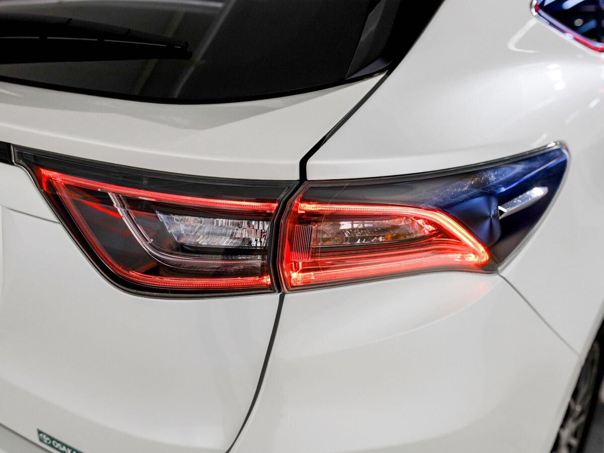Toyota Harrier 2015 - фото автомобиля