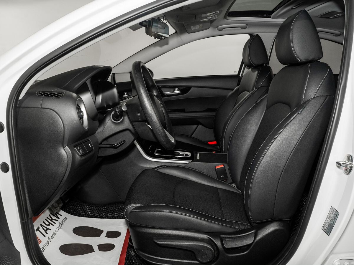 Kia K3 2021 - фото автомобиля