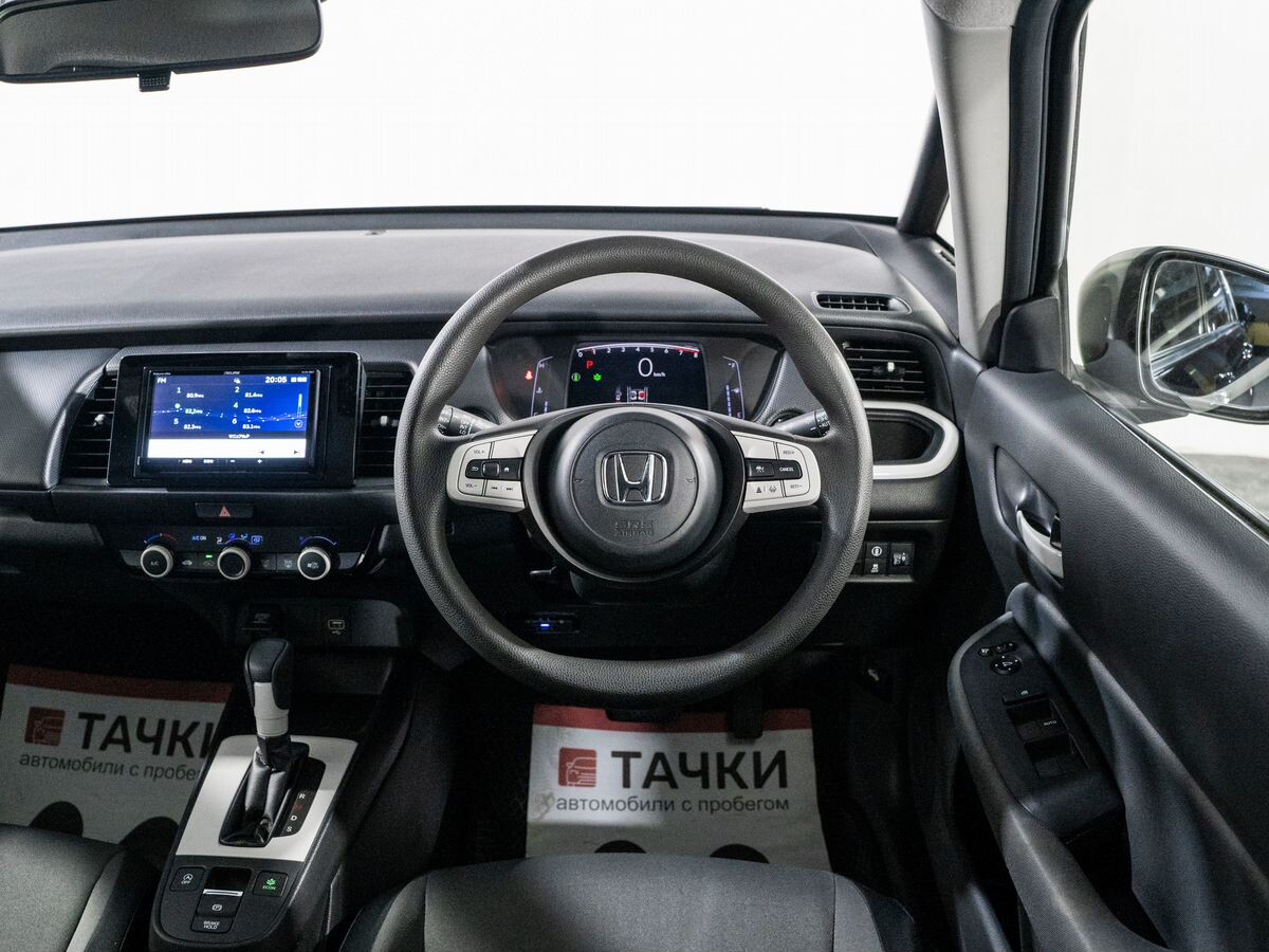 Honda Fit 2020 - фото автомобиля