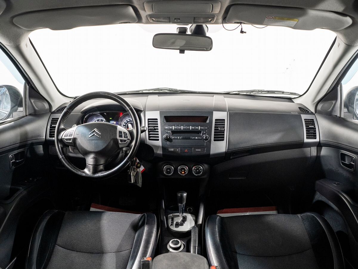 Citroen C-Crosser 2011 - фото автомобиля