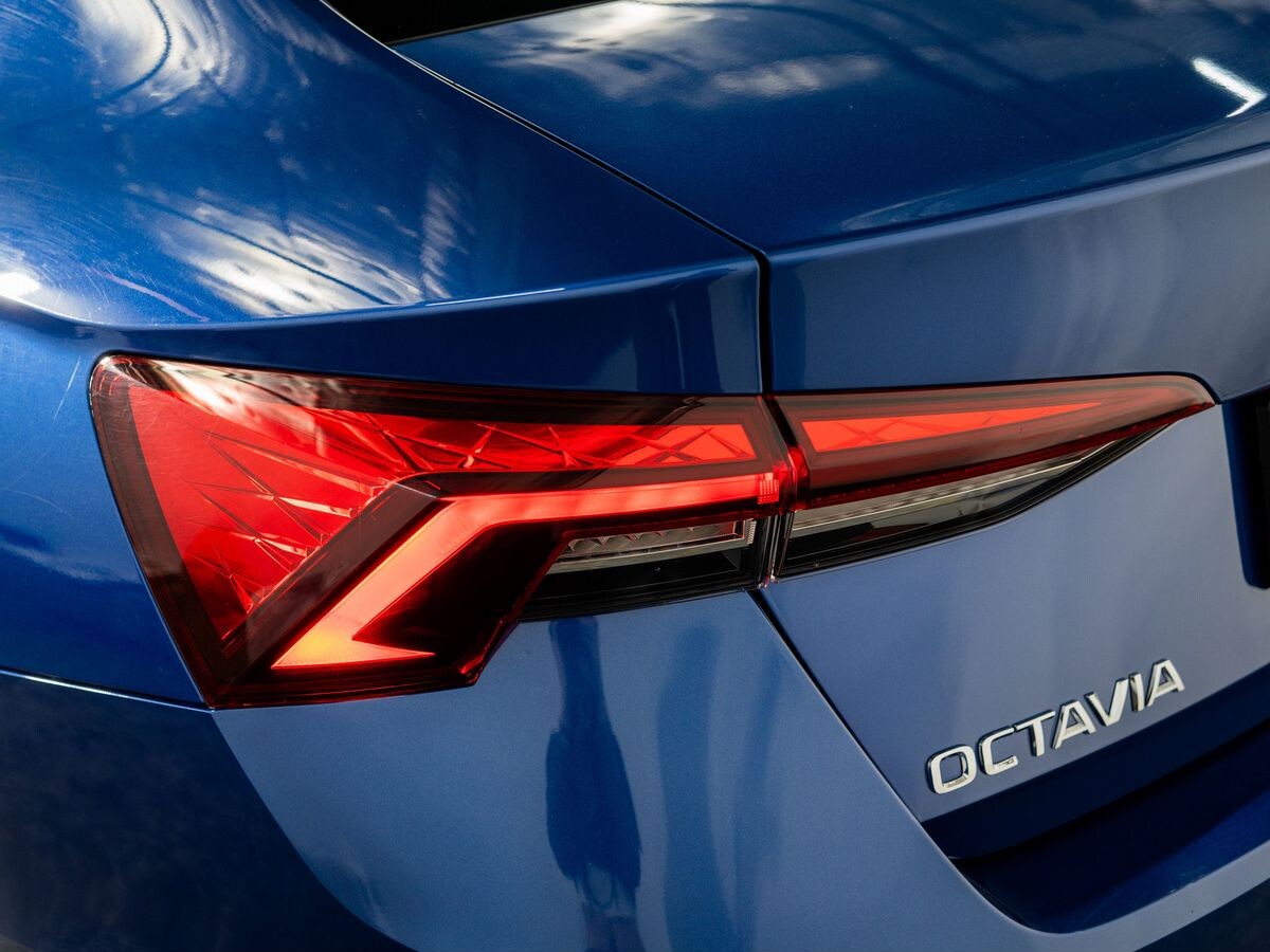 Skoda Octavia 2021 - фото автомобиля