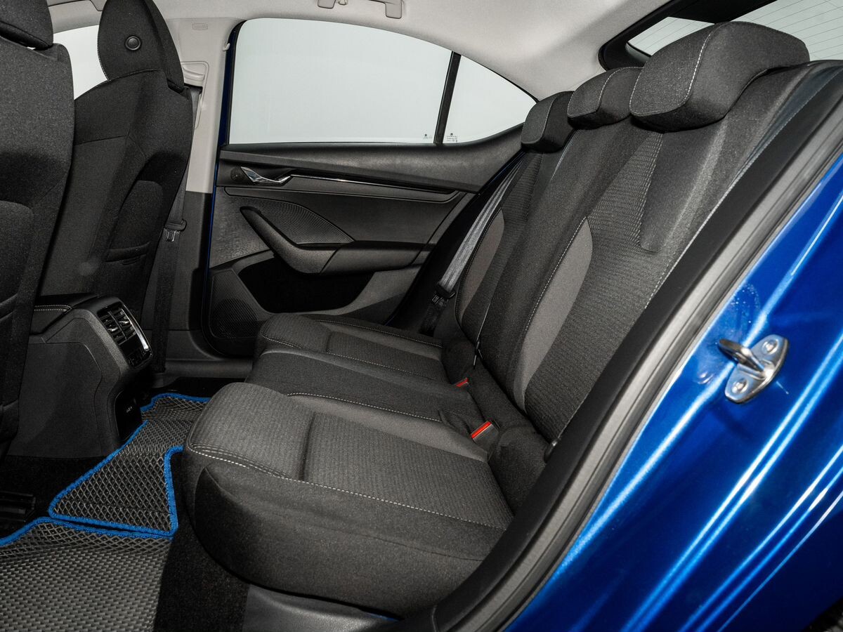 Skoda Octavia 2021 - фото автомобиля