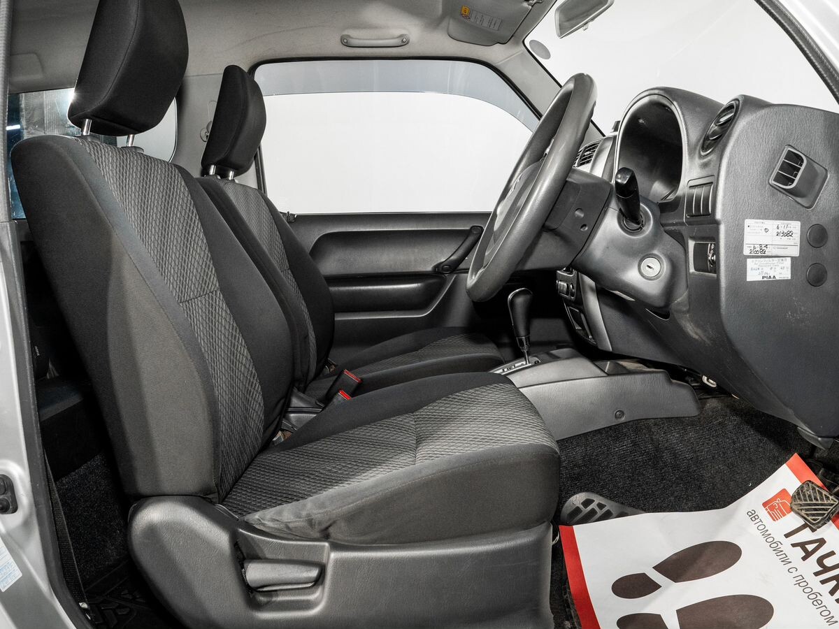 Suzuki Jimny 2015 - фото автомобиля