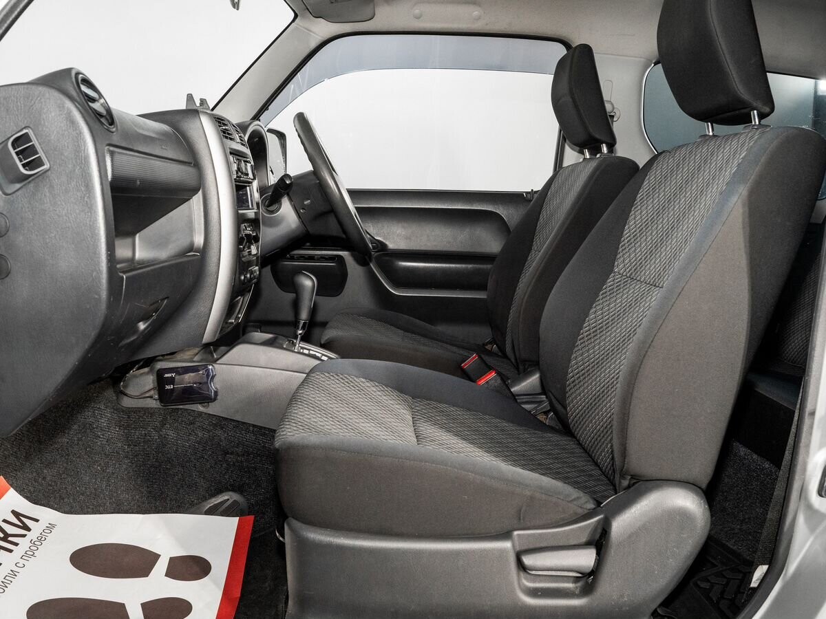 Suzuki Jimny 2015 - фото автомобиля