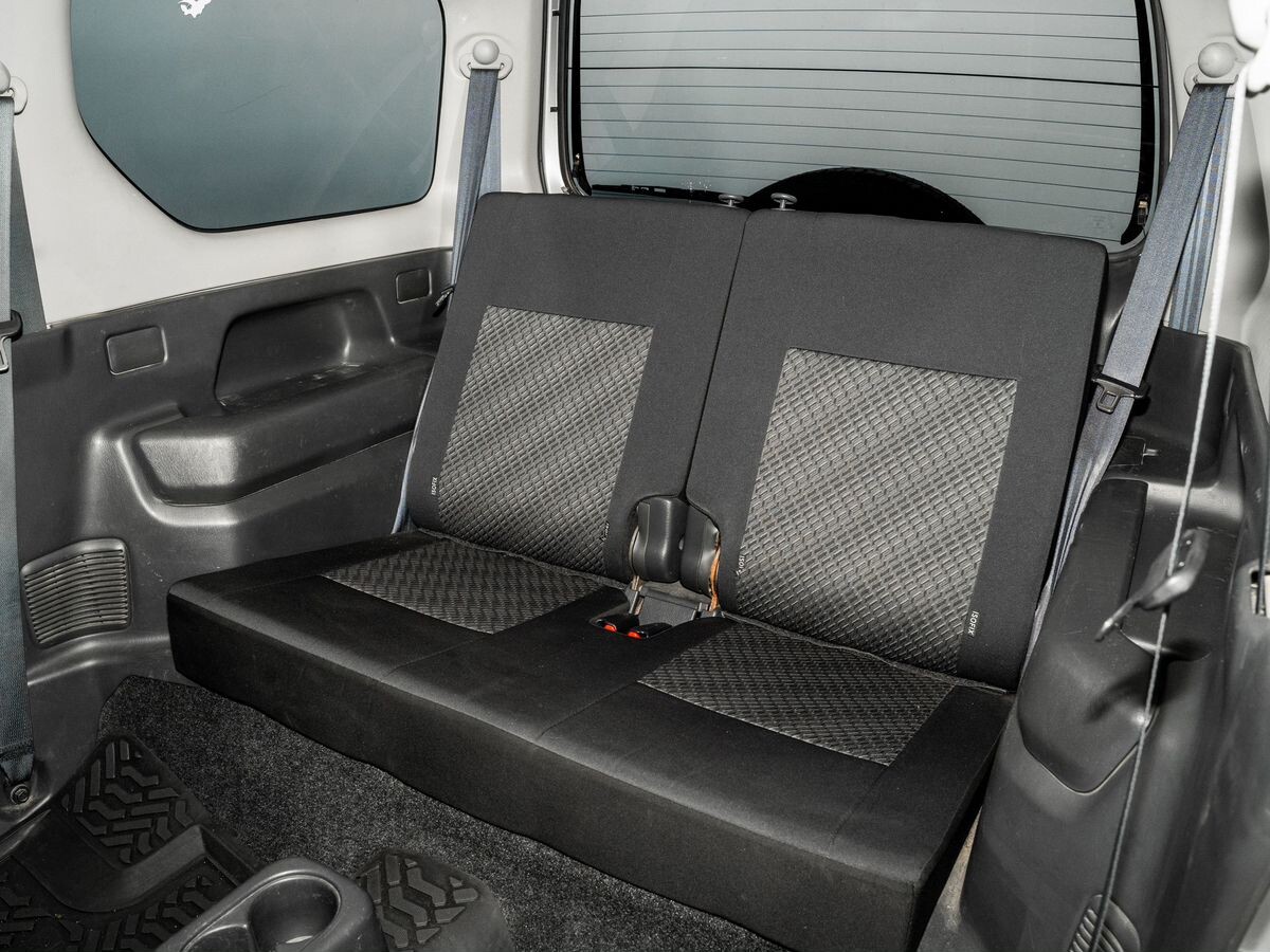 Suzuki Jimny 2015 - фото автомобиля