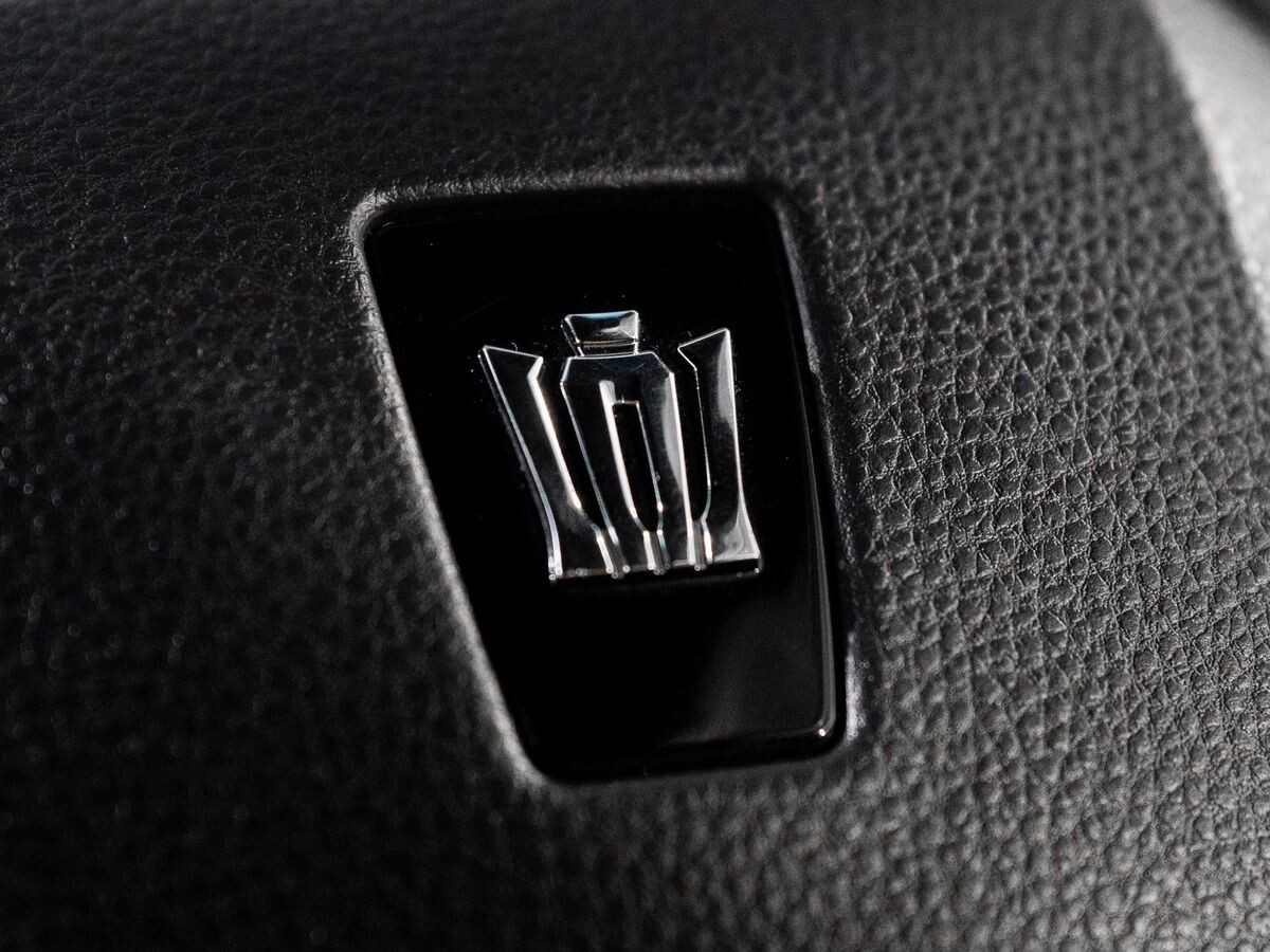 Toyota Crown 2019 - фото автомобиля