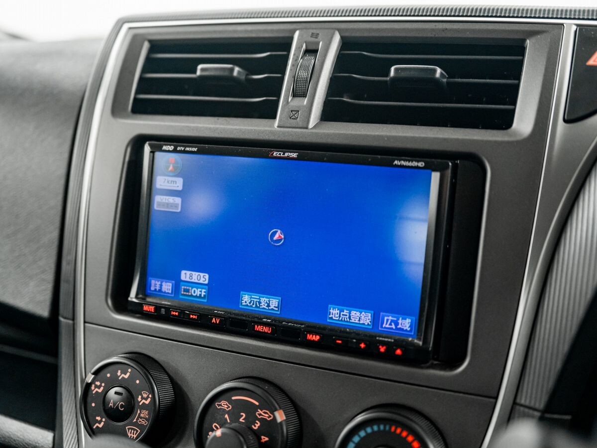Toyota Ractis 2011 - фото автомобиля