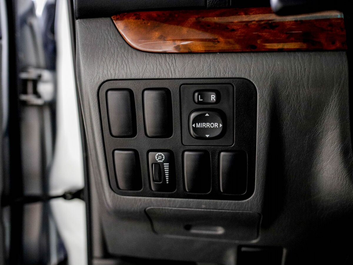 Toyota Land Cruiser Prado 2003 - фото автомобиля