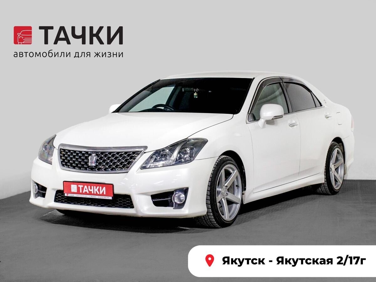 Toyota Crown 2010 - фото автомобиля