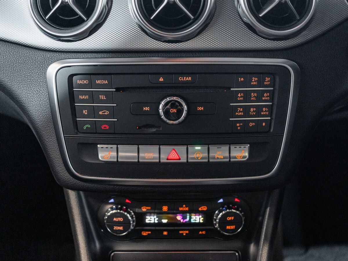 Mercedes-Benz GLA-Class 2017 - фото автомобиля