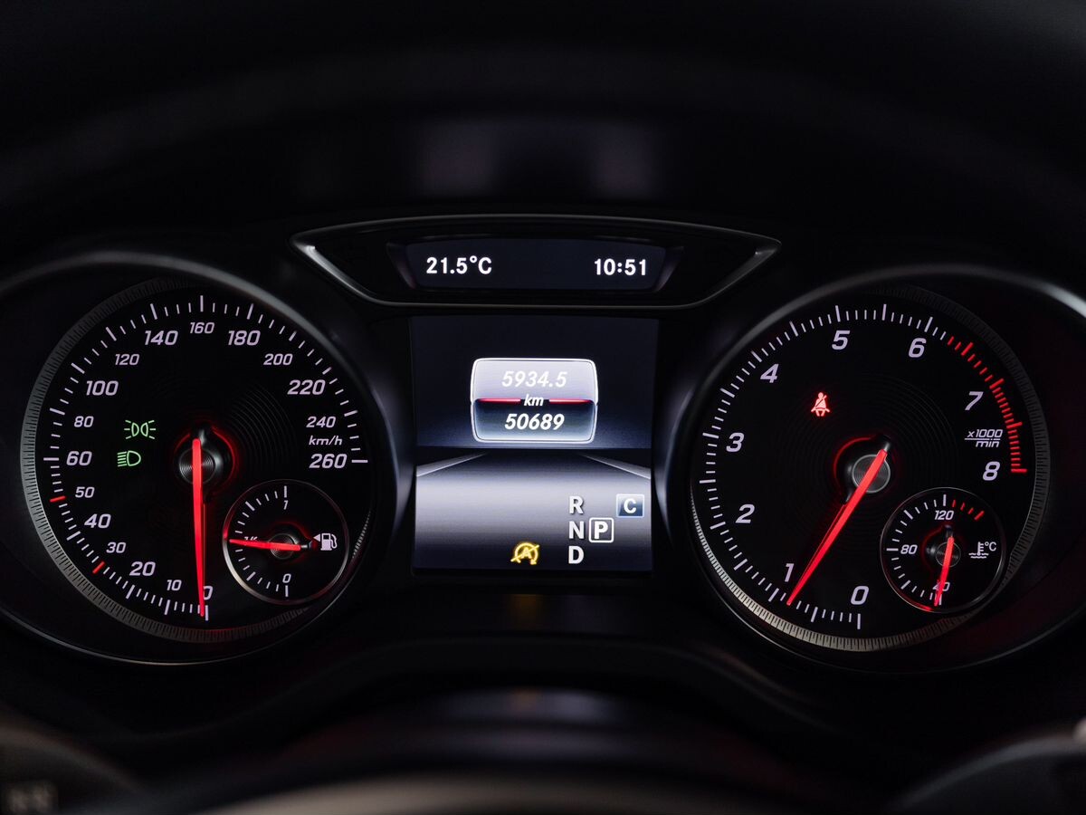 Mercedes-Benz GLA-Class 2017 - фото автомобиля