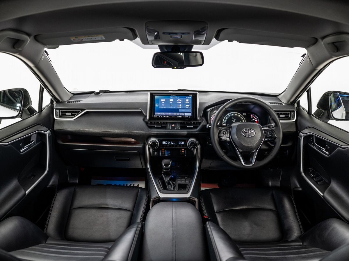 Toyota RAV4 2020 - фото автомобиля