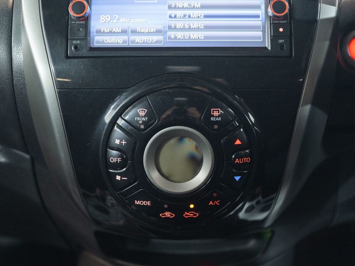 Nissan Note 2013 - фото автомобиля