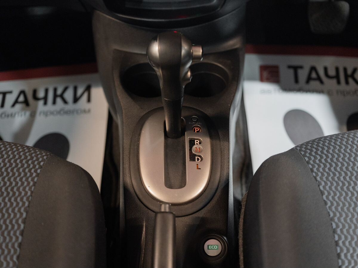 Nissan Note 2013 - фото автомобиля